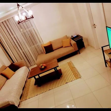 Moda Marine Luxury Homes アパート