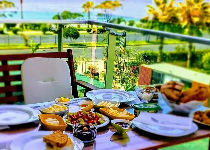 Moda Marine Luxury Homes אלאניה